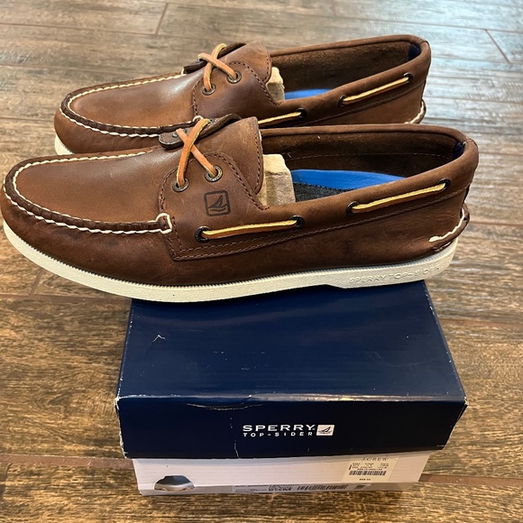 Sperry Men's Brown Boat Shoes - Picture 1 of 6